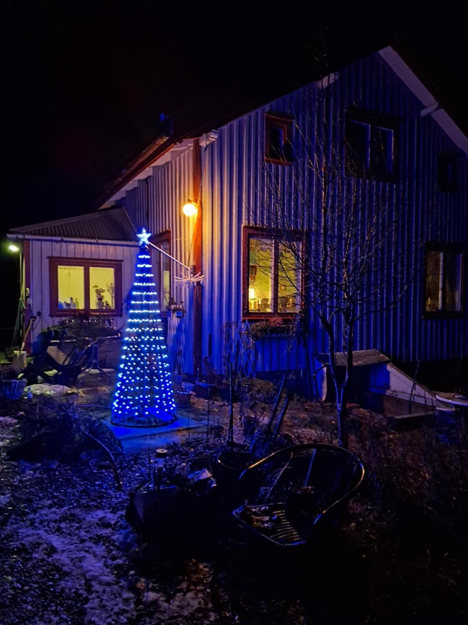 Charmigt Aeldre Hus, Laddbox 22 Kw, 5 Bil-Minuter Till Bad Stromstad Exterior photo